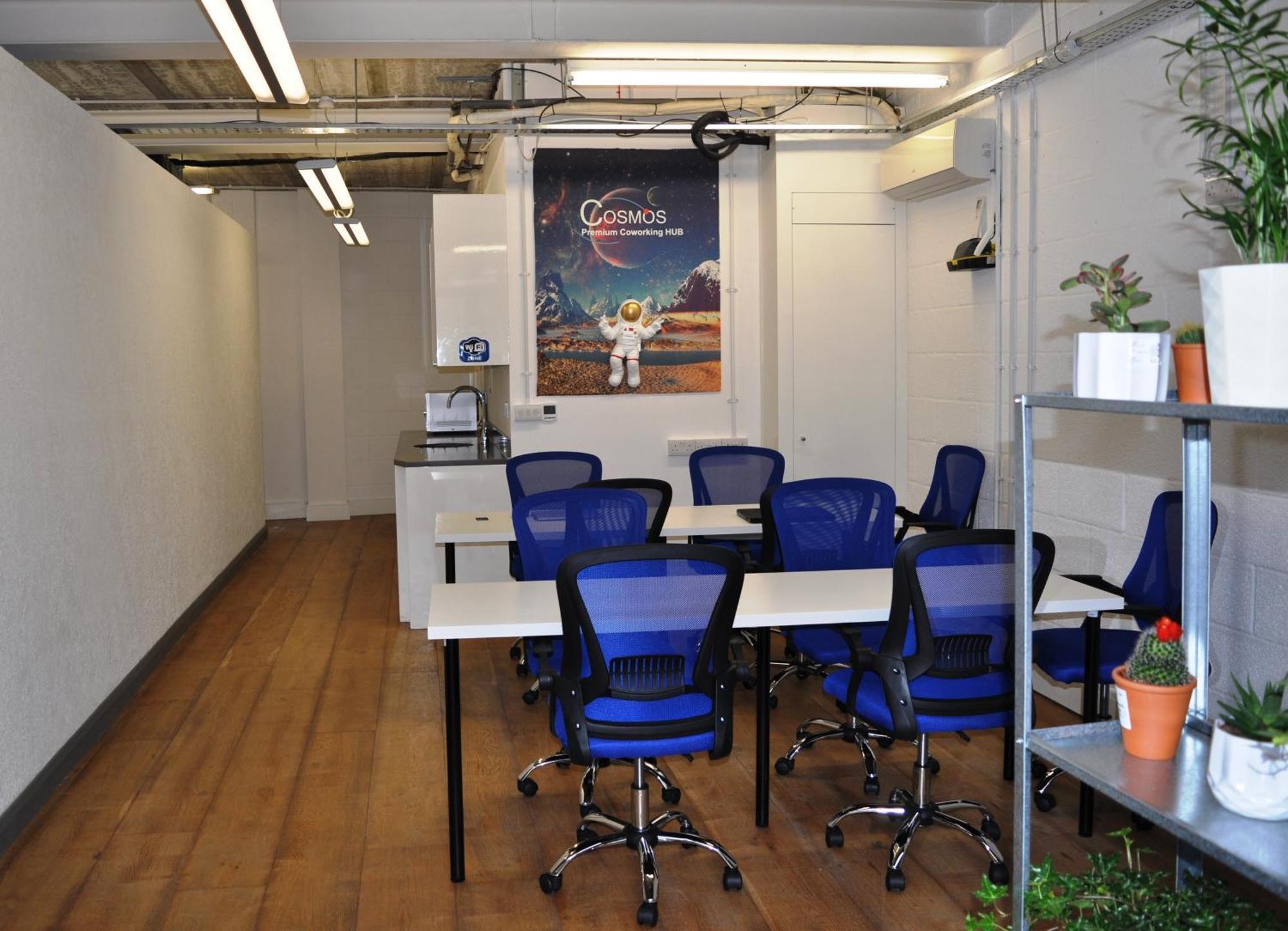 Hotel Cosmos Capsule Coworking London Exterior foto